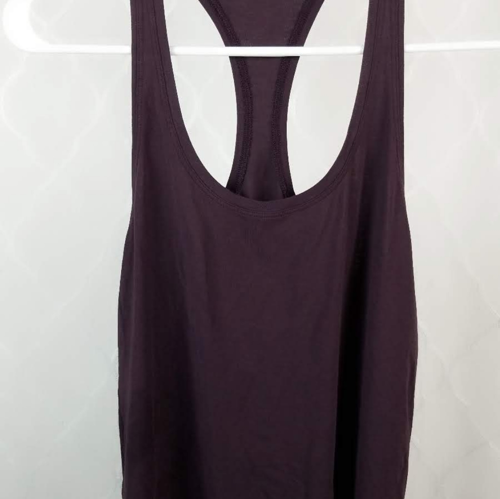 Fabletics Racerback Tank Maroon Large - Picture 3 of 3